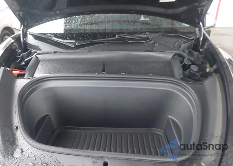 2024 Tesla Model Y Long Range Dual Motor All-Wheel Drive/Rwd из США, поврежденный, VIN 7SAYGDEDXRF151981